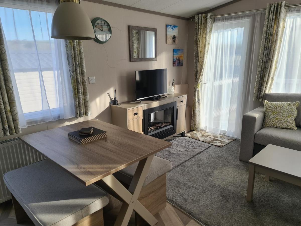 Mawgan Pads Newquay Bay Vila Exterior foto